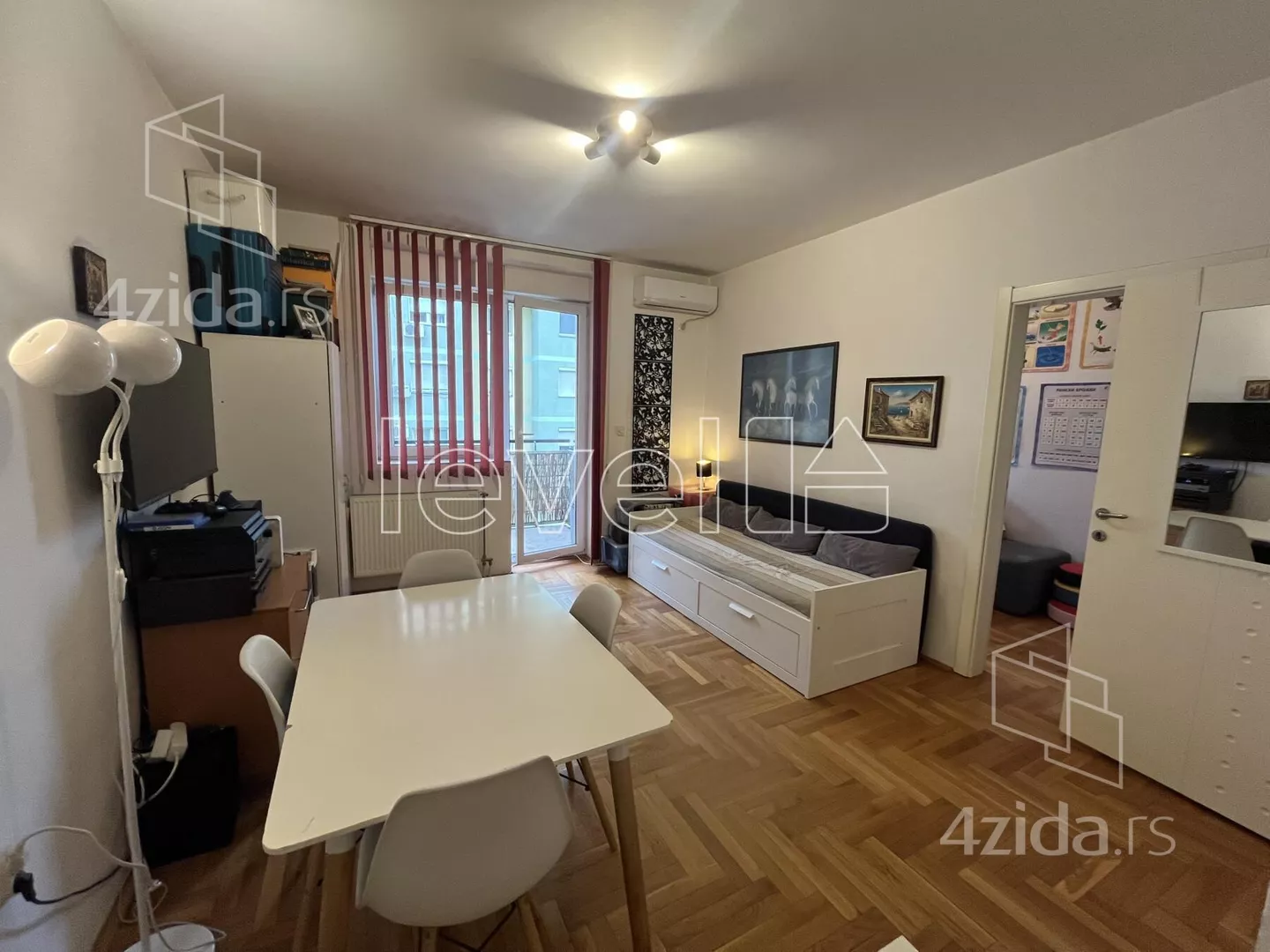 Jednoiposoban stan | 4zida