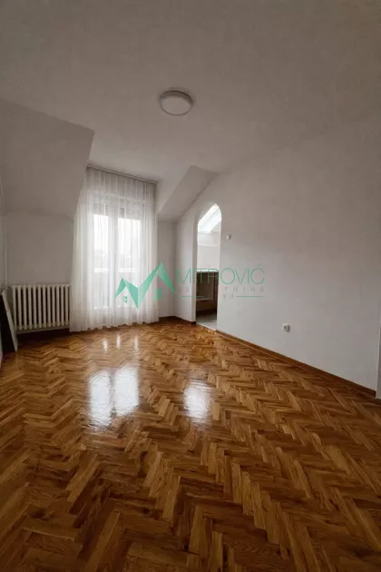 Rotkvarija | 4zida.rs