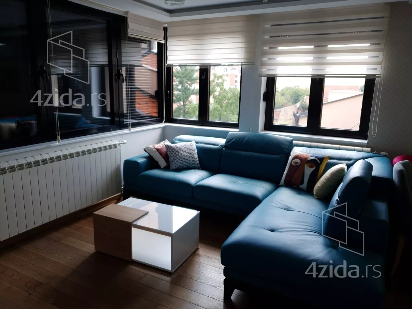 Dvoiposoban stan | 4zida