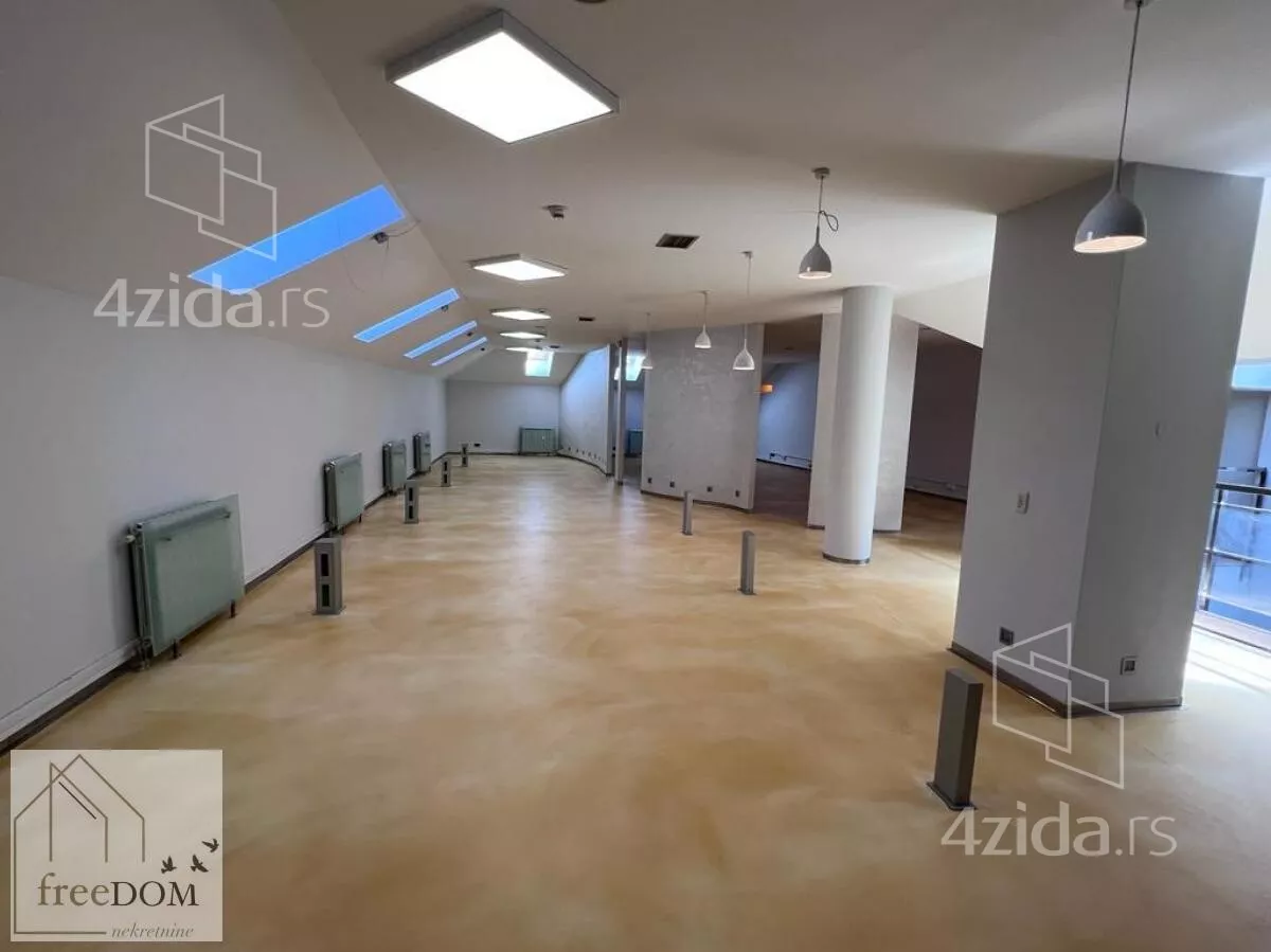 Poslovni prostor | 4zida
