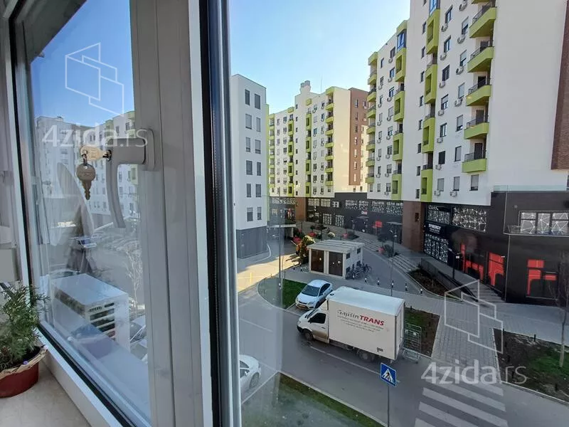 Petosoban stan | 4zida