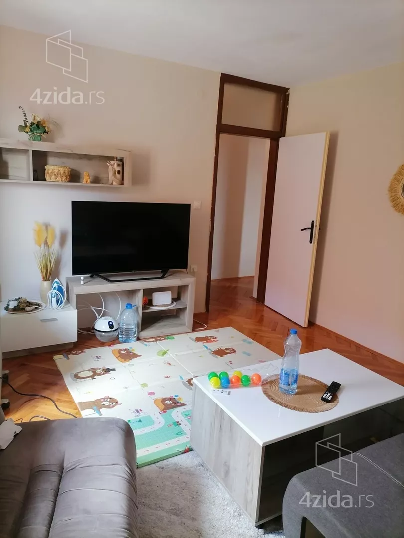 4-etažna kuća | 4zida