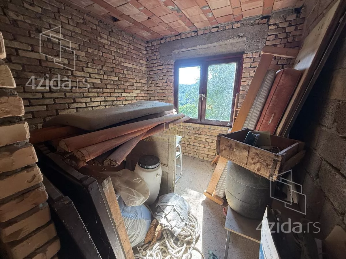 Kuća | 4zida