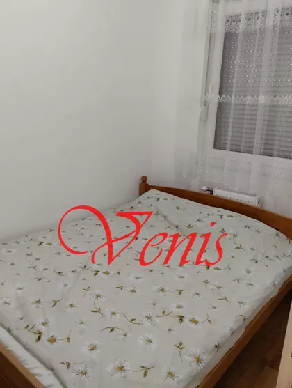 Aranj Janoša | 4zida.rs