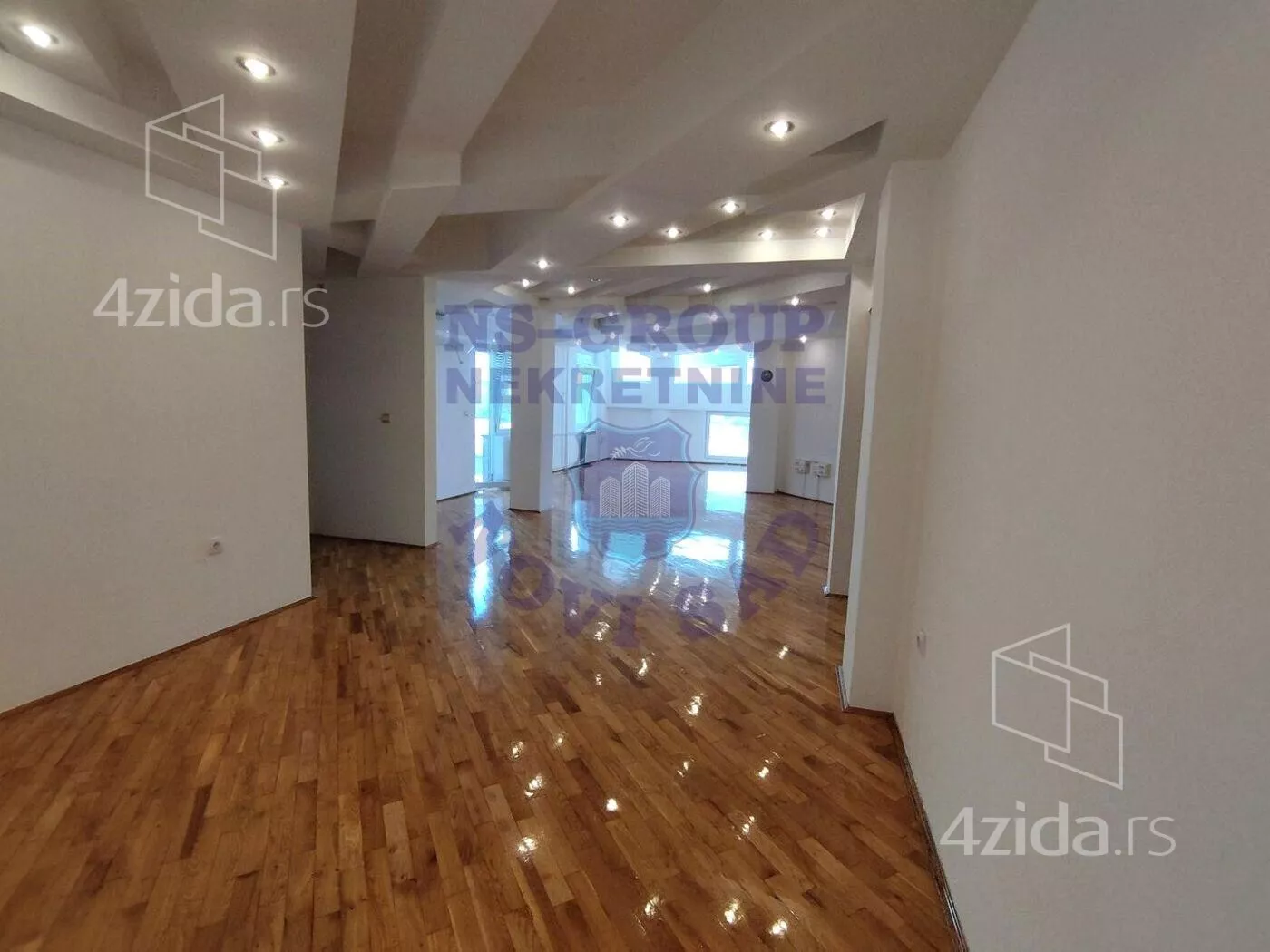 Šestosoban stan | 4zida