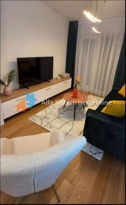 Lekino Brdo | 4zida.rs