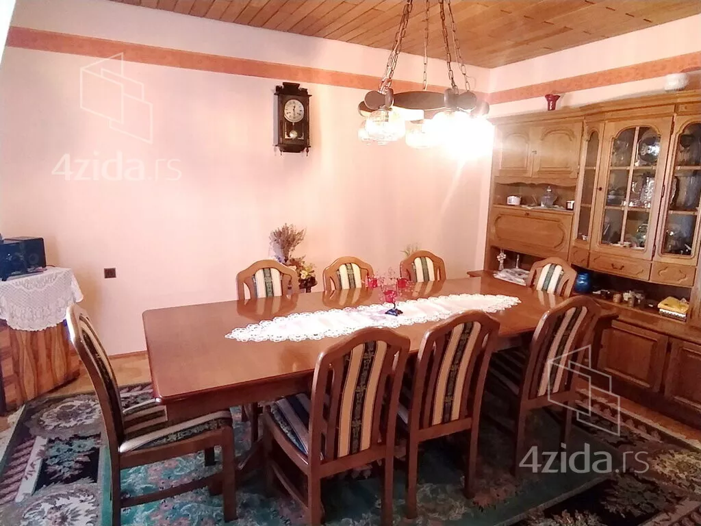3-etažna kuća | 4zida