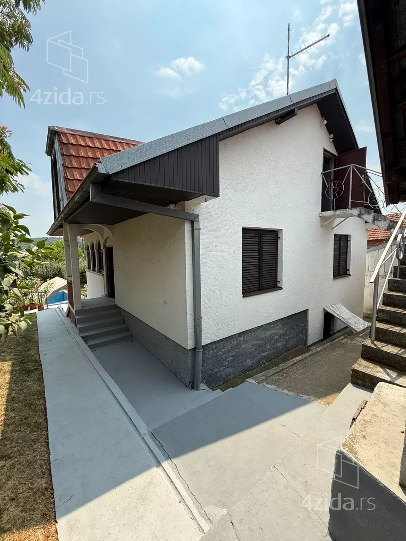 3-etažna kuća | 4zida
