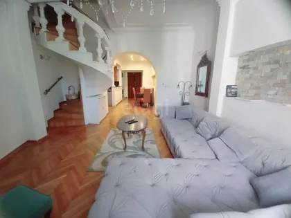 Patrijarha Varnave | 4zida.rs