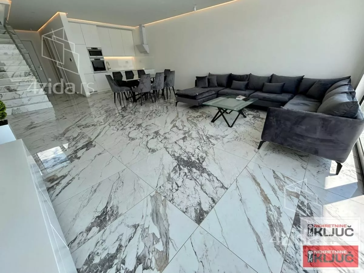 Kuća | 4zida