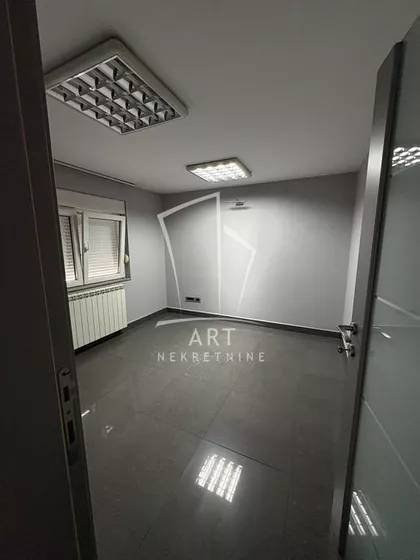 Južni Bulevar | 4zida.rs