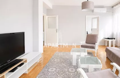 Ustanička | 4zida.rs