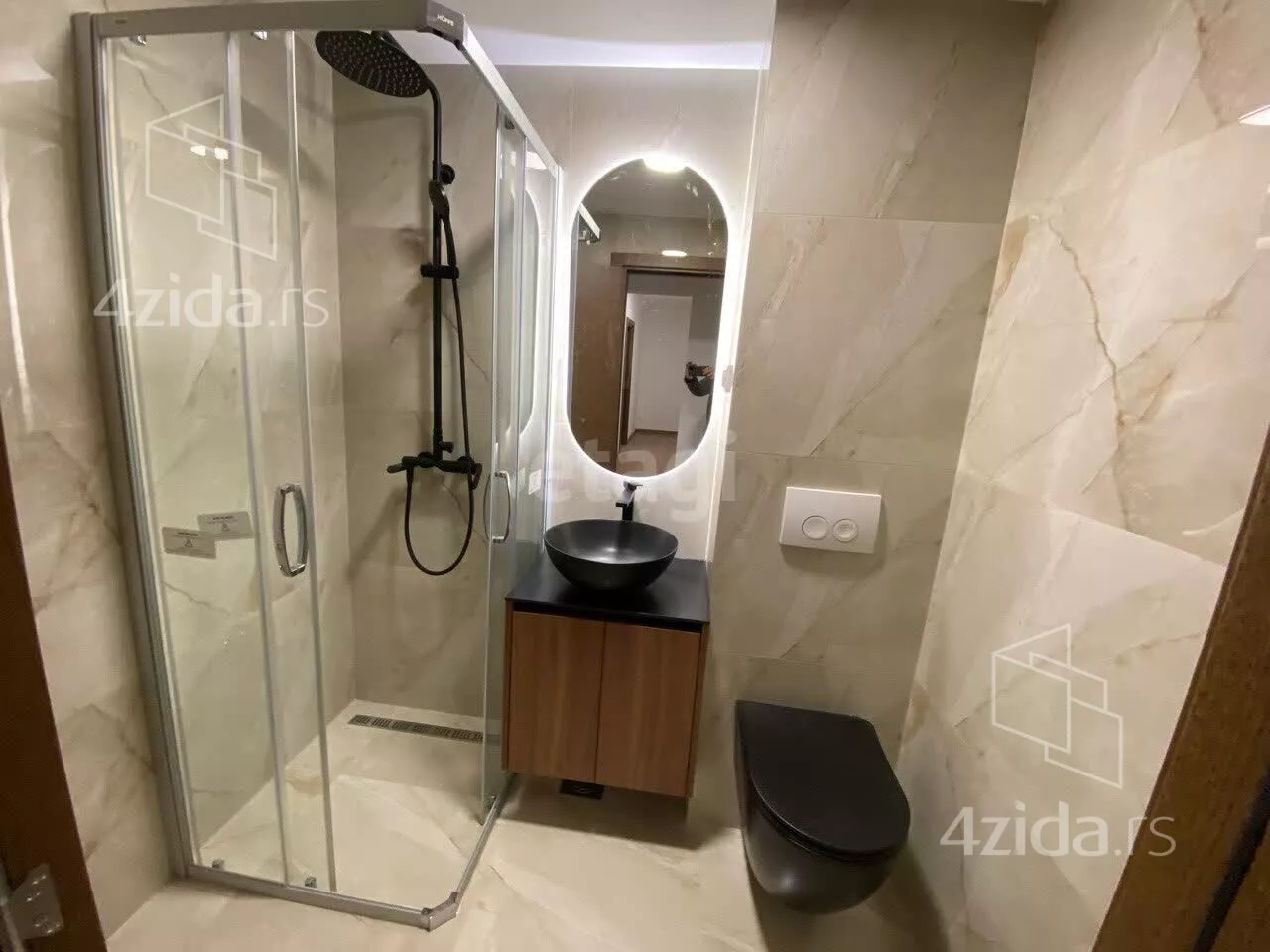 Petosoban stan | 4zida