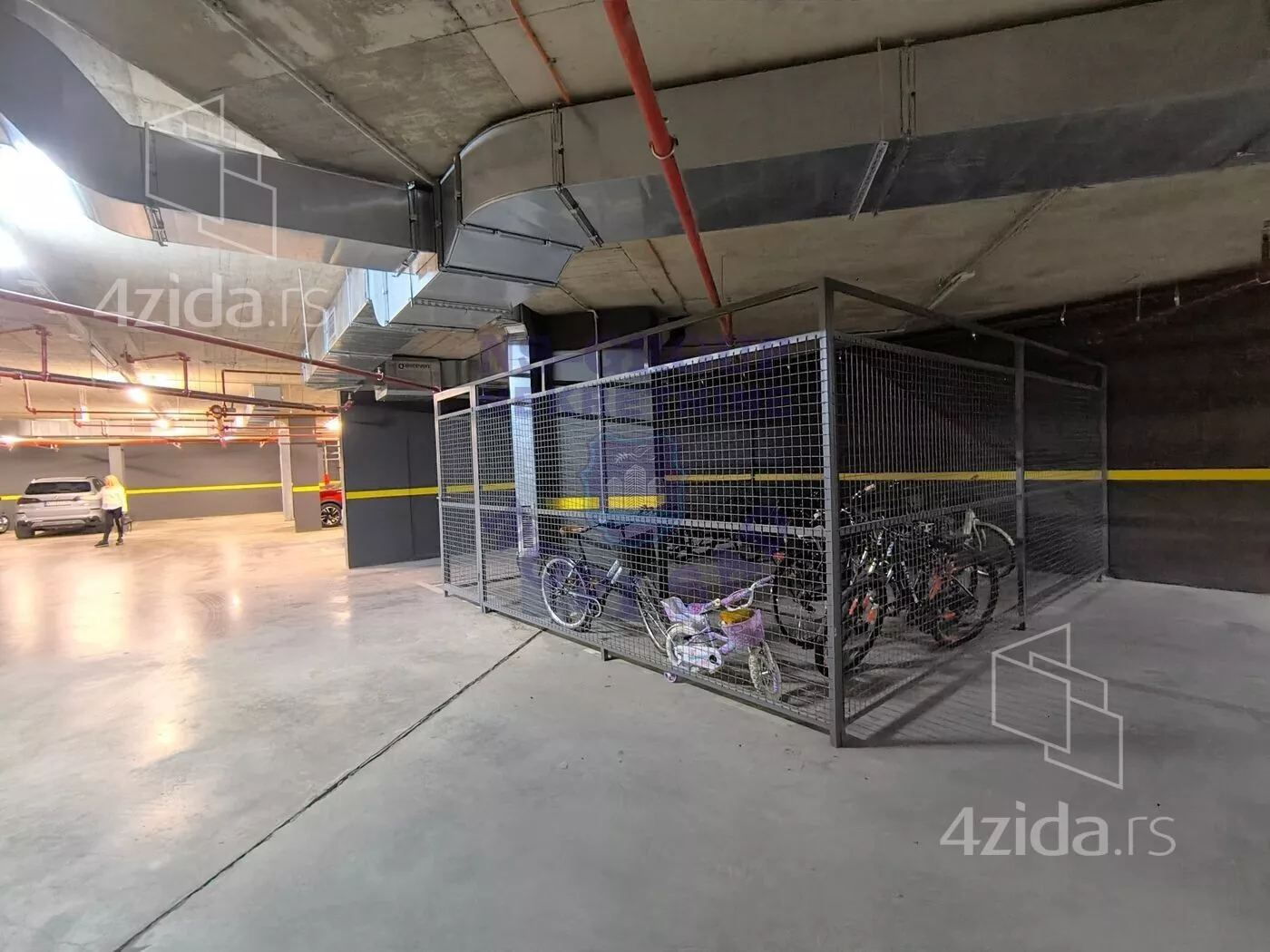 Petosoban stan | 4zida