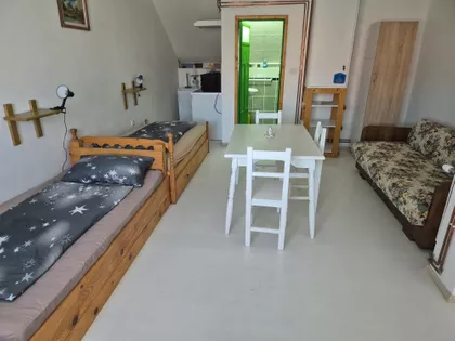 Mali Bajmok | 4zida.rs