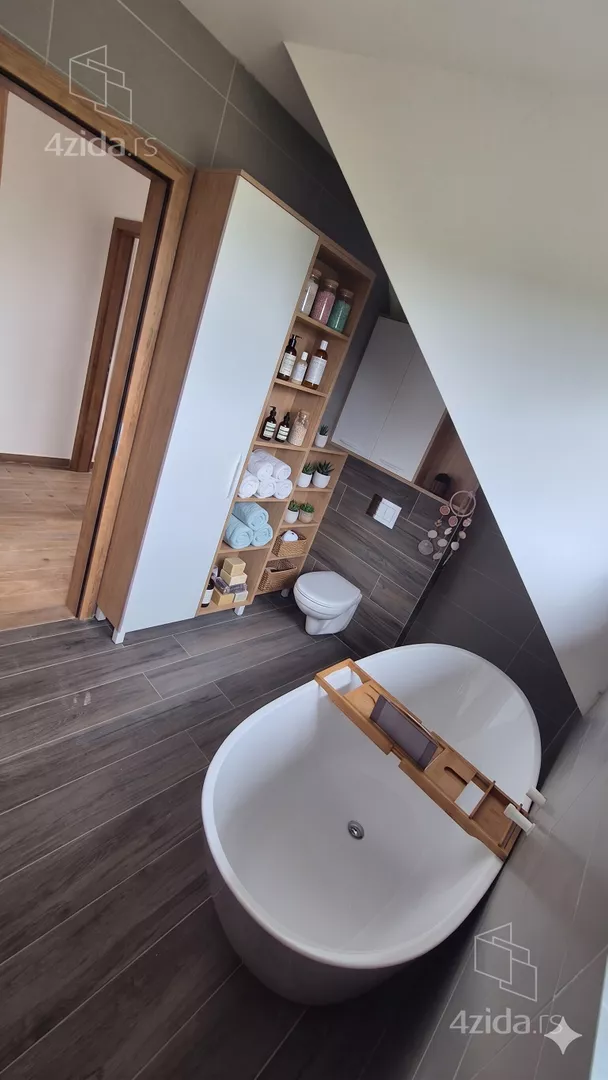 3-etažna kuća | 4zida