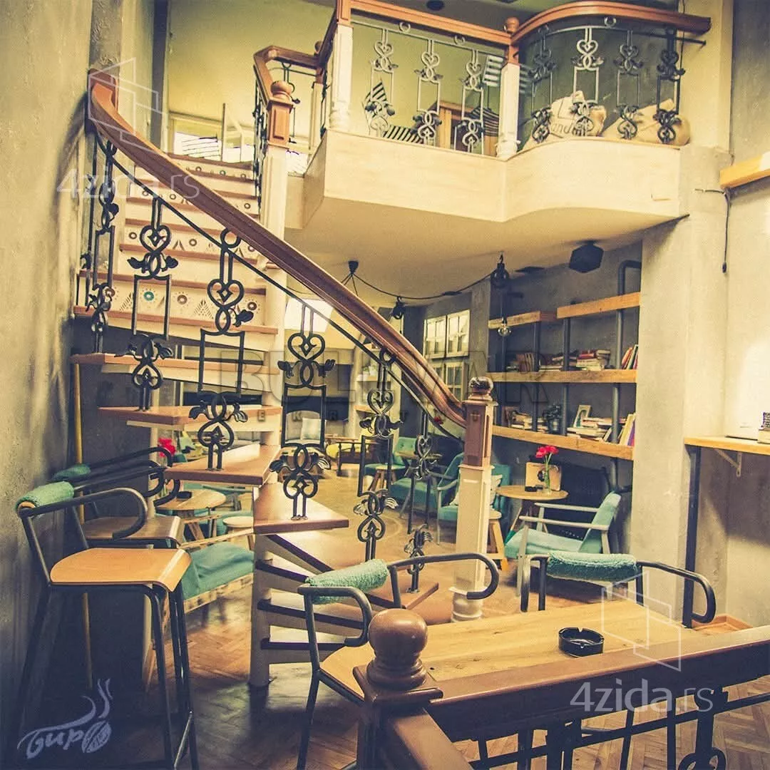 Lokal | 4zida