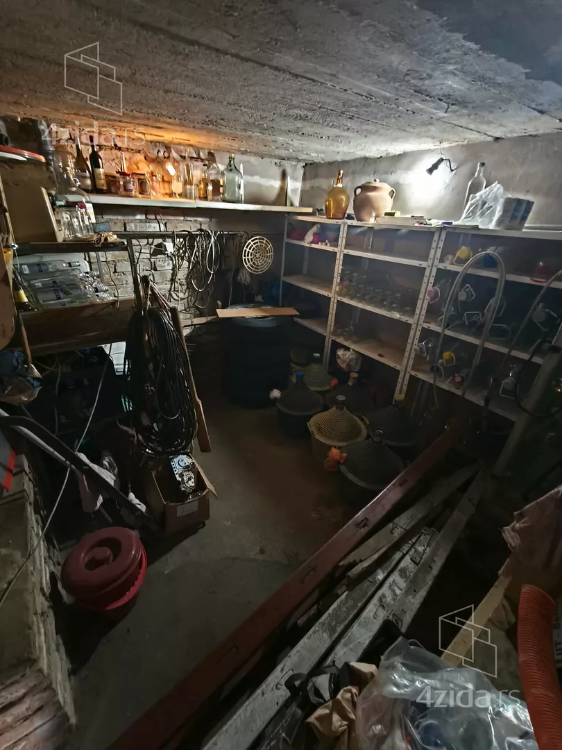 3-etažna kuća | 4zida