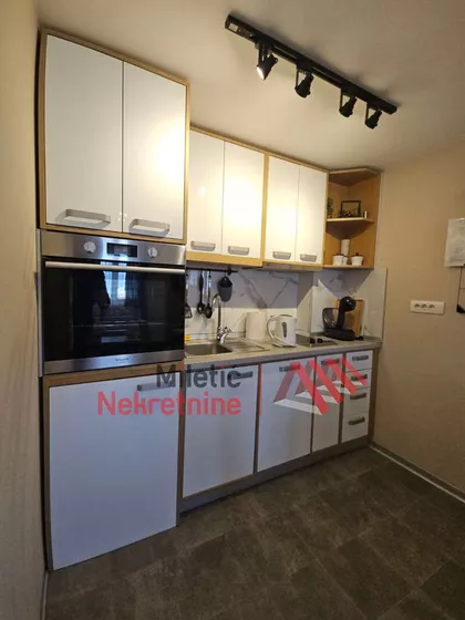 Gradske lokacije | 4zida.rs