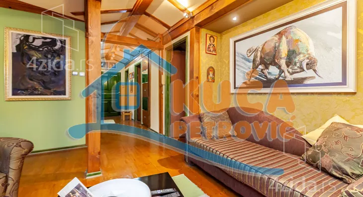 Troiposoban stan | 4zida