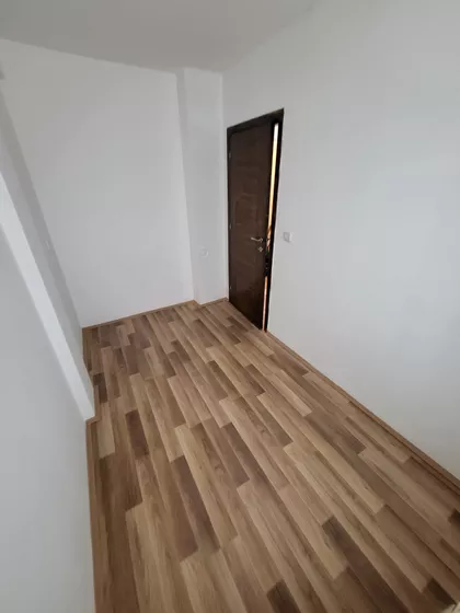 Laze Marinkovića 60 | 4zida.rs