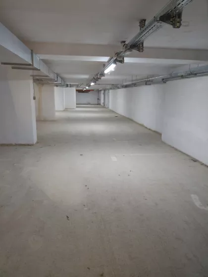 Jovana Ristića 22 | 4zida.rs