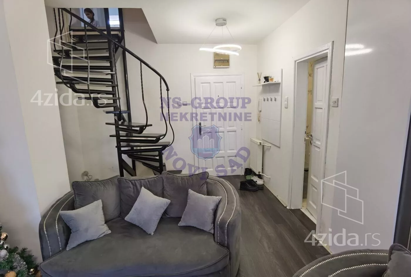 Petosoban stan | 4zida