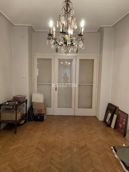 Trg Nikole Pašića | 4zida.rs