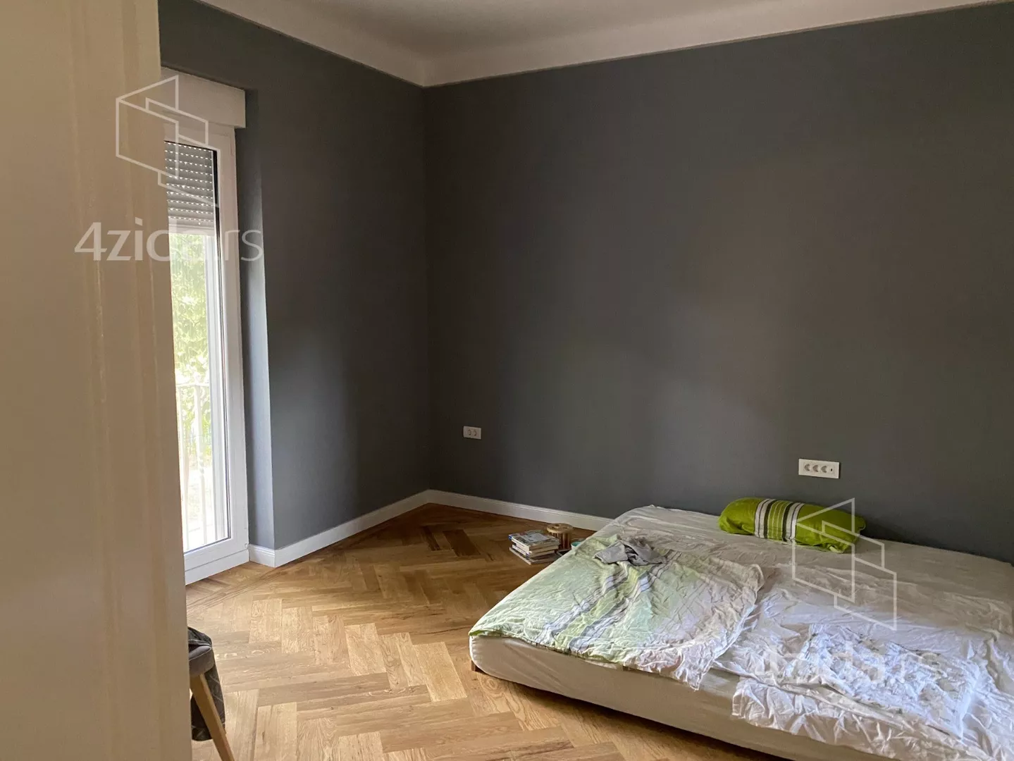 Četvoroiposoban stan | 4zida
