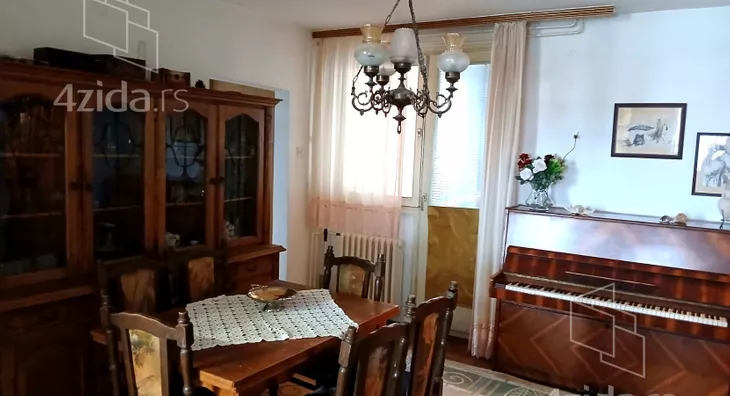 Dvoiposoban stan | 4zida