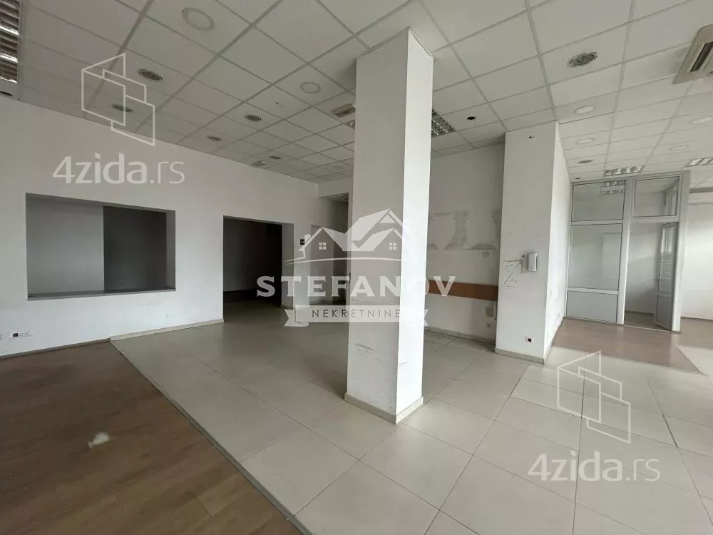 Poslovni prostor | 4zida