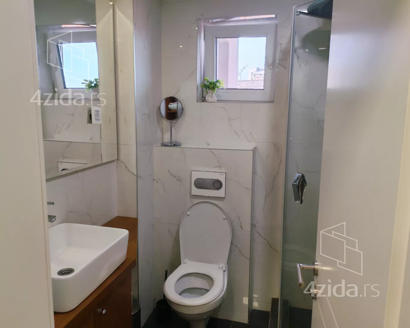 Troiposoban stan | 4zida