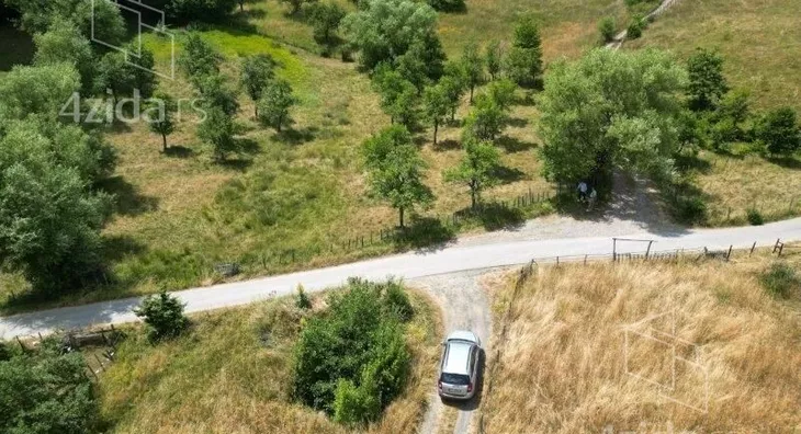 Plac | 4zida