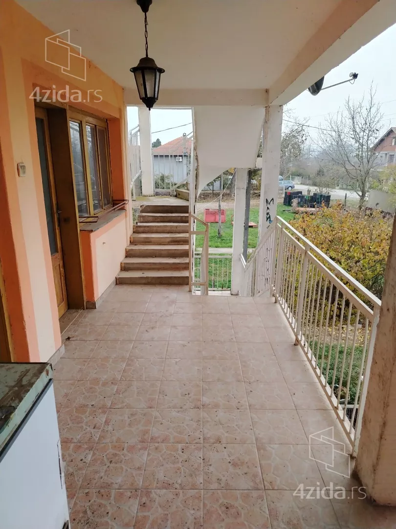 3-etažna kuća | 4zida