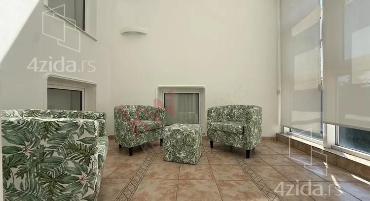 4-etažna kuća | 4zida