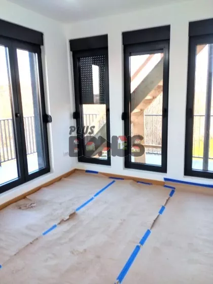 Vojvođanska | 4zida.rs