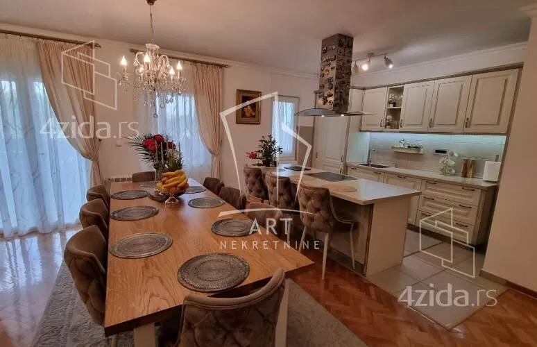 3-etažna kuća | 4zida