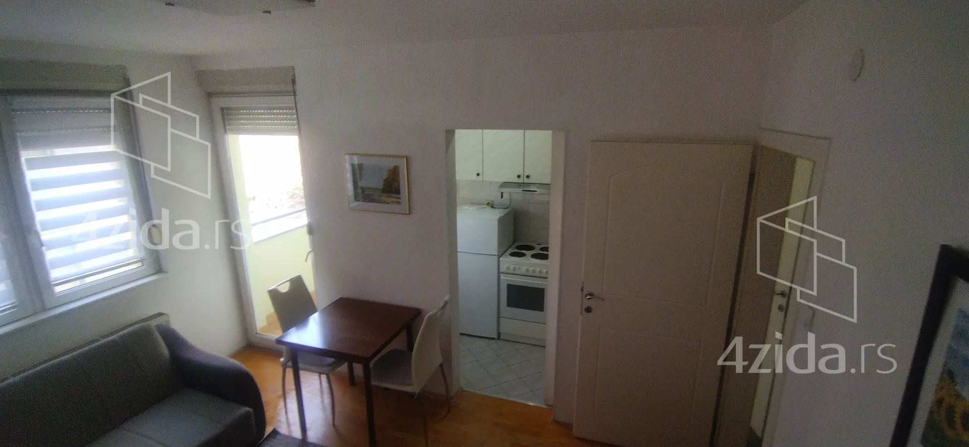 Jednoiposoban stan | 4zida