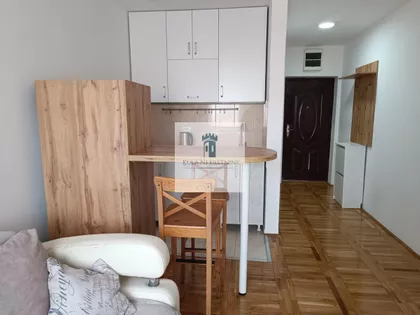 Železnička stanica | 4zida.rs