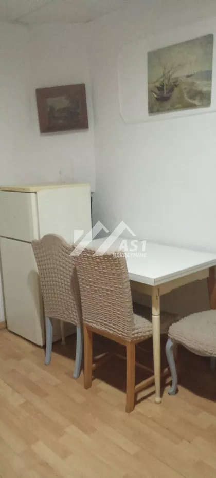 Pavla Papa | 4zida.rs