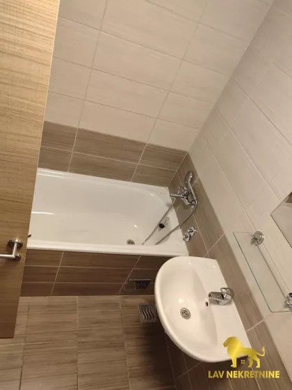 JUGOVICEVA | 4zida.rs