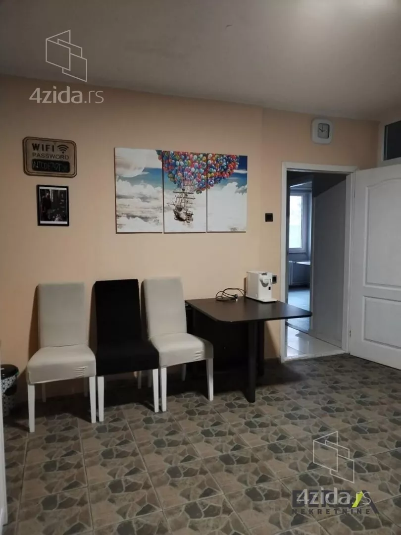 Poslovni prostor | 4zida