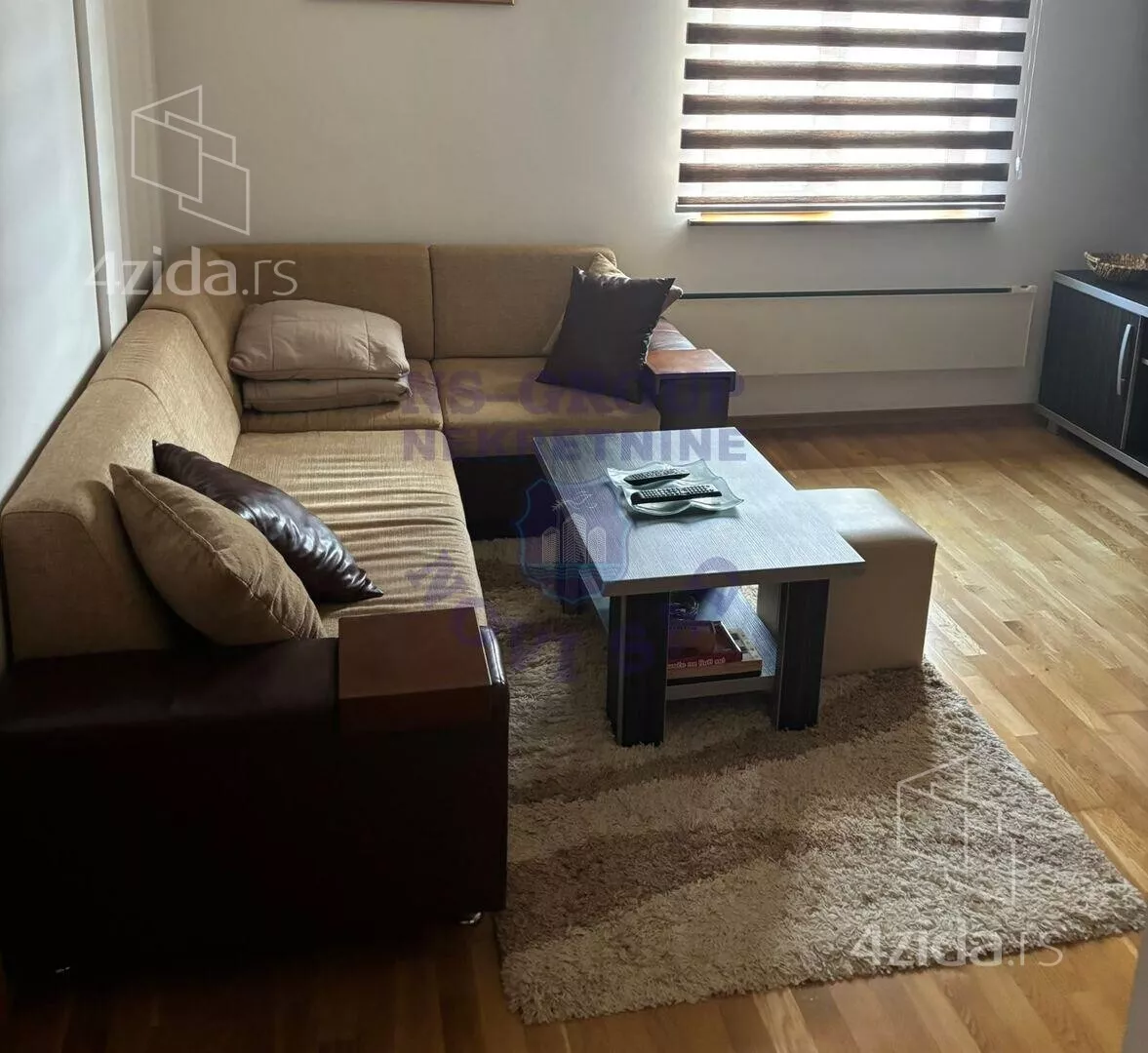 Dvoiposoban stan | 4zida