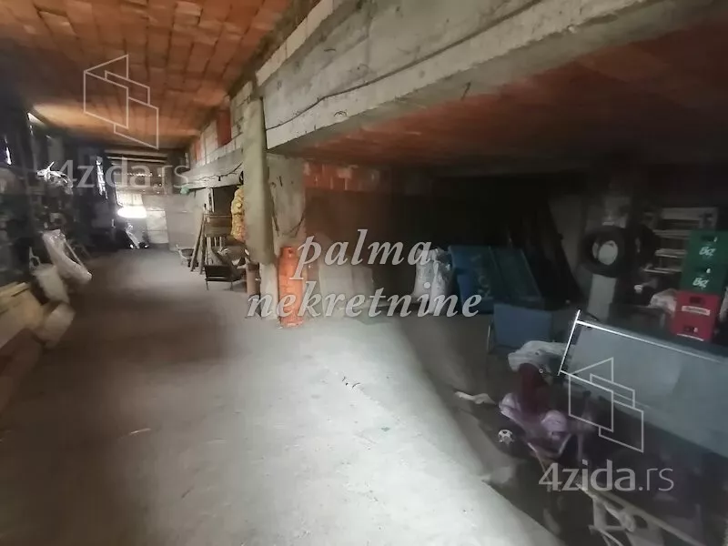 Lokal | 4zida