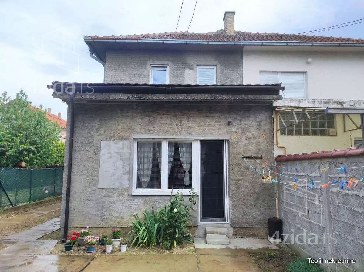 3-etažna kuća | 4zida