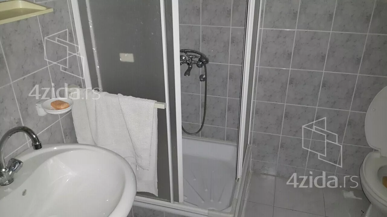 Garsonjera | 4zida