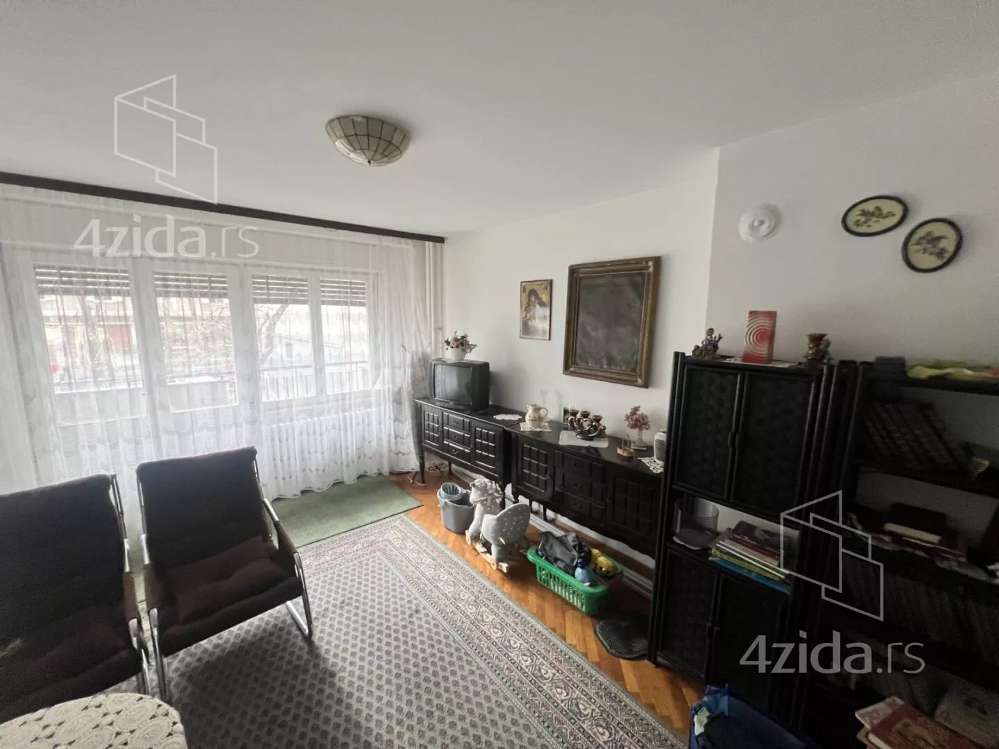 Troiposoban stan | 4zida