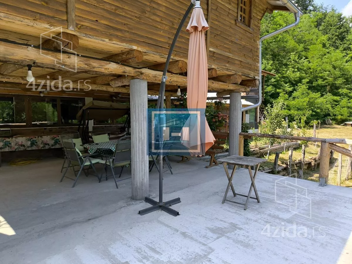 Ugostiteljski objekat | 4zida