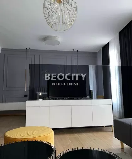 Zmaj Jovina | 4zida.rs