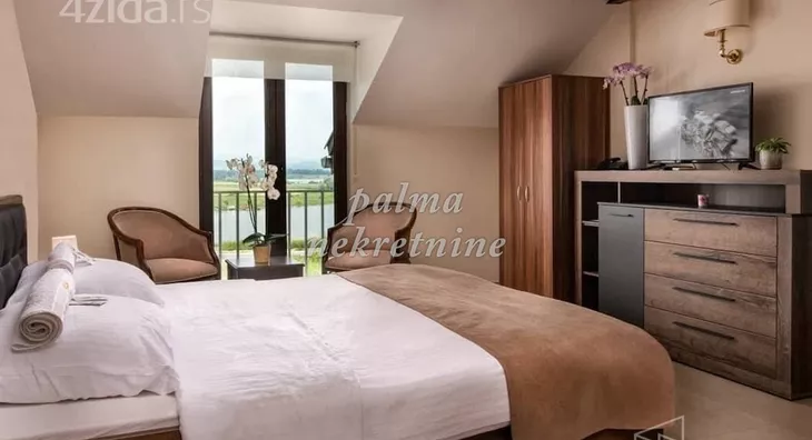 Ugostiteljski objekat | 4zida